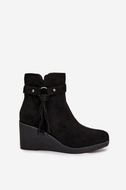 réchauffer Bottes pour femmes Sur un coin avec des franges couleur noire Olivarae réchauffer Bottes pour femmes Sur un coin avec des franges couleur noire Olivarae