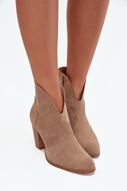 Bottes pour femmesen daim écologiqueu beige Elvirae Bottes pour femmesen daim écologiqueu beige Elvirae