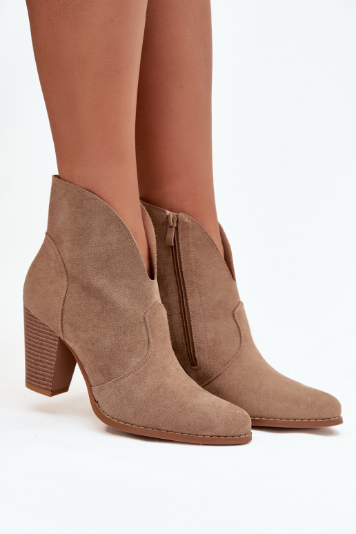 Bottes pour femmesen daim écologiqueu beige Elvirae Bottes pour femmesen daim écologiqueu beige Elvirae