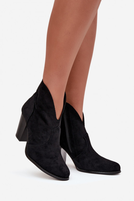 Bottes pour femmesen daim écologiqueu couleur noire Elvirae Bottes pour femmesen daim écologiqueu couleur noire Elvirae