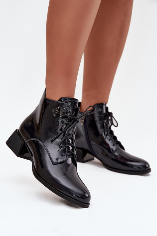 Peau avec effet vernis Bottes pour femmes Klocke Artiker 57C1117 couleur noire Peau avec effet vernis Bottes pour femmes Klocke Artiker 57C1117 couleur noire