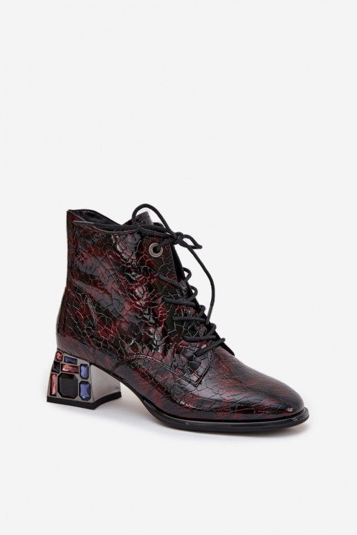 avec effet vernis Bottes pour femmesActivéturalnej Skóry avec des talons aux yeux brillants Artiker 57C0130 Bourgogne