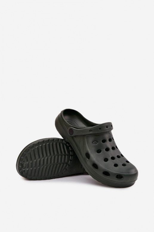 Heren slippers met bandjes voor tuin en zwembad, groen Heren slippers met bandjes voor tuin en zwembad, groen