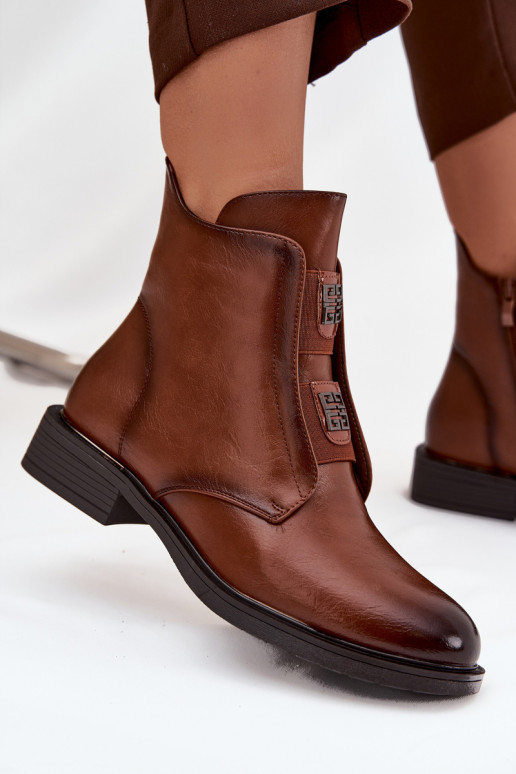 Bottes pour femmes réchauffer Sur un talon bas avec de beaux détails marron Tavressa