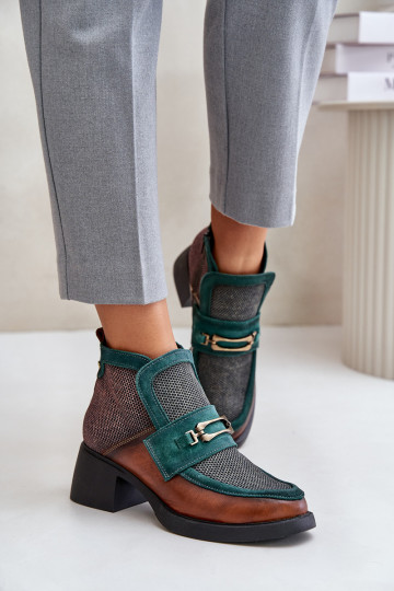 Haut Damenstiefel Auf massiven Absätzen mit Ornamenten Es mussciejka A6747-29 braun-grüne Farbe