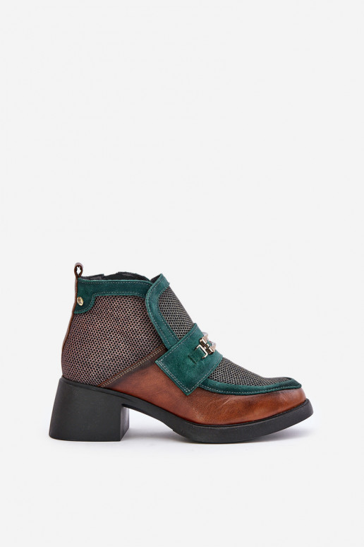 Peau Bottes pour femmes Sur des talons massifs avec des ornements Il fautciejka A6747-29 brun-couleur verte Peau Bottes pour femmes Sur des talons massifs avec des ornements Il fautciejka A6747-29 brun-couleur verte