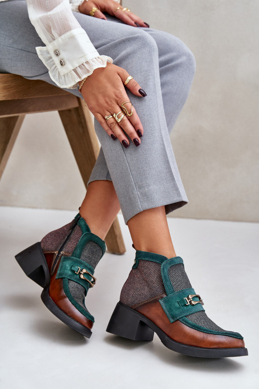 Haut Damenstiefel Auf massiven Absätzen mit Ornamenten Es mussciejka A6747-29 braun-grüne Farbe Haut Damenstiefel Auf massiven Absätzen mit Ornamenten Es mussciejka A6747-29 braun-grüne Farbe