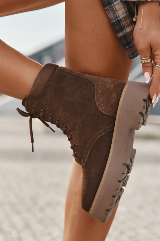 Damen-Stiefel aus Ziegenvelours mit Schnürung Big Star SS274792 in Braun