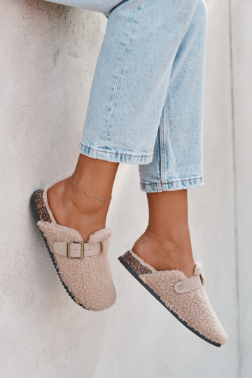 Damenpantoffeln mit Fell "Typu Baranek" in Sandfarbe "Lorivine"