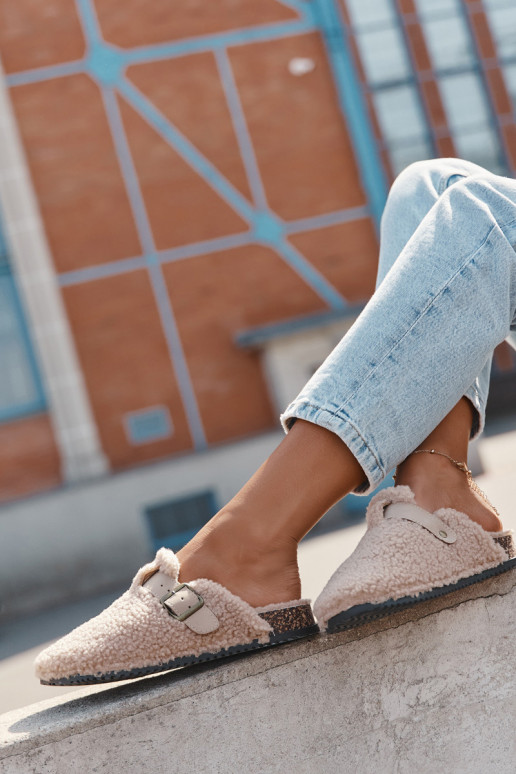 Dames slippers met bont "Typu Baranek" zandkleur "Lorivine"
