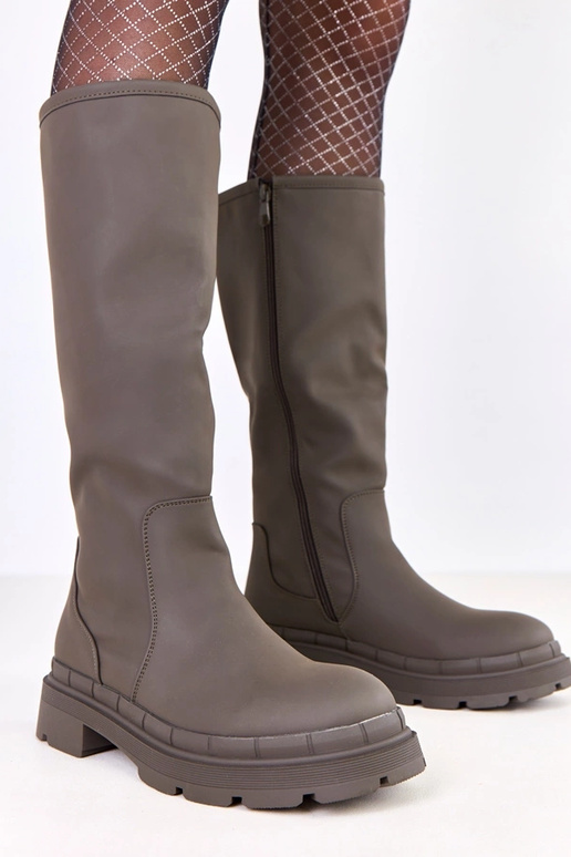 Bottes longues en simili cuir vert...