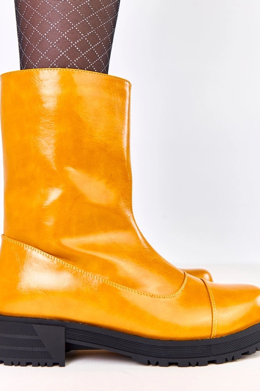 Oranje dames enkellaarsjes op een...