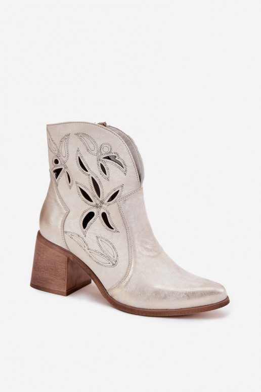 Damenstiefel mit durchbrochenen ElementenErmöglichtturalnej Skóry mit Absätzen Zazoo 3690 goldene Farbe Przecierany Damenstiefel mit durchbrochenen ElementenErmöglichtturalnej Skóry mit Absätzen Zazoo 3690 goldene Farbe Przecierany