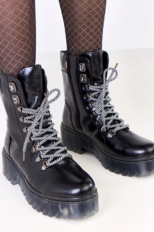 Zwarte sneakers op platform met...