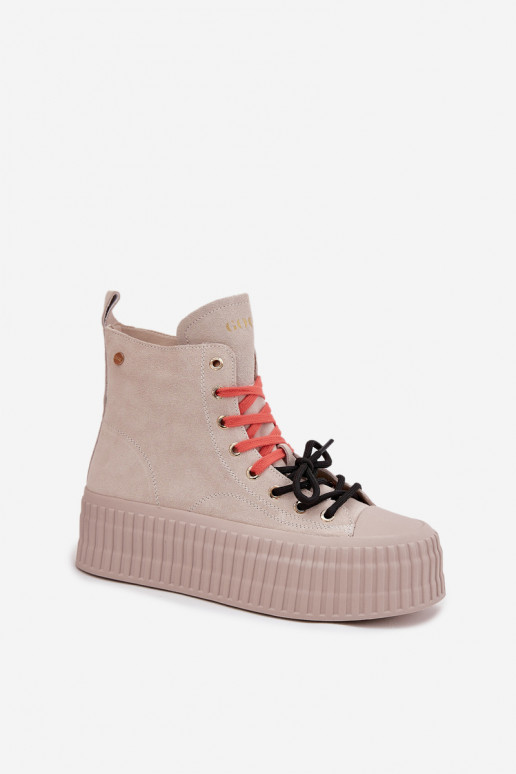 van suède opInarmen Vrijetijdsschoenen met platform GOE SS2N4047 beige