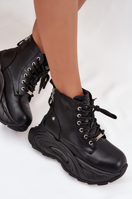 Peau réchauffer Bottes pour femmes avec une plateforme GOE SS2N4301 couleur noire