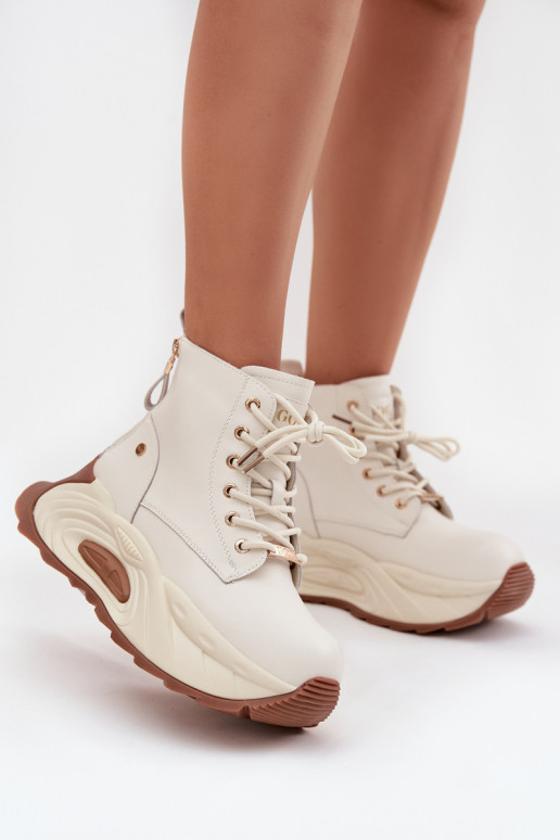 Peau réchauffer Bottes pour femmes avec une plateforme GOE SS2N4300 couleur ivoire