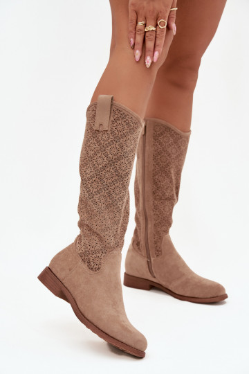 bottes pour femmes avec des éléments ajourés avec des talons larges S.Barski HY52-534 beige
