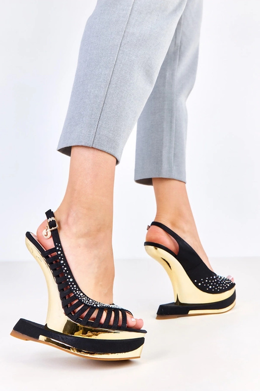 Zwarte sandalen met zirconia op...