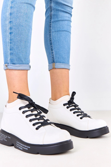 Witte halfhoge schoenen met... 2