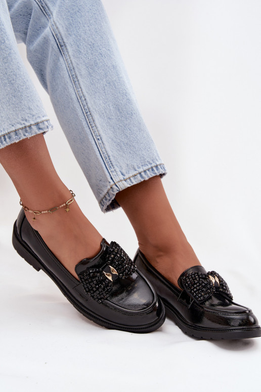 Mocassins laqués Féminin avec des rubans S.Barski HY52-319A couleur noire