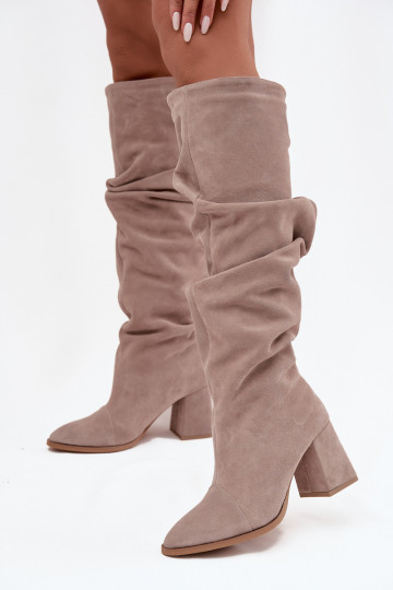Gerimpeld laarzenOpturalnego van suèdeu met hakken opInarmen Zazoo 4228 beige 2