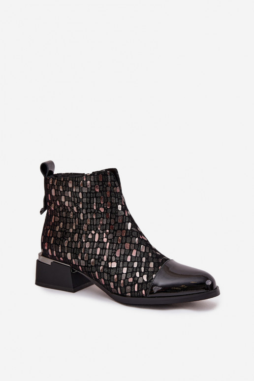 avec effet vernis Bottes pour femmesActivéturalnej Skóry Sur un talon bas D&A LZ52-960 couleur noire