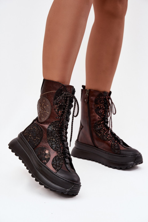 Haut Stiefel mit einer Plattform sich Zuarm laufen Es mussciejka 06565-02 braun-goldene Farbe