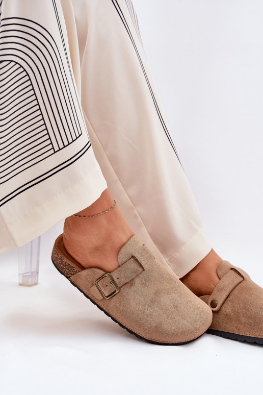 Chaussons Sabots Féminin i avec une plateforme avec boucles couleur kaki Selio