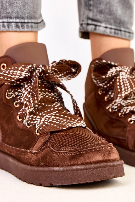 Baskets hautes marron avec de grosses...