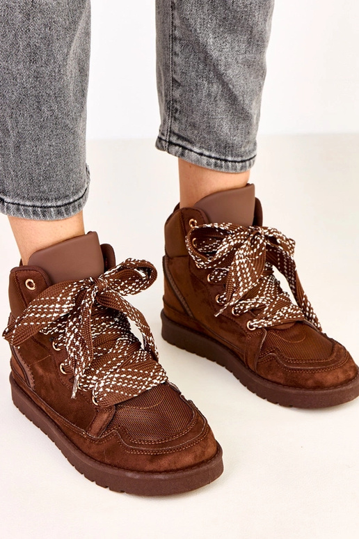 Baskets hautes marron avec de grosses...