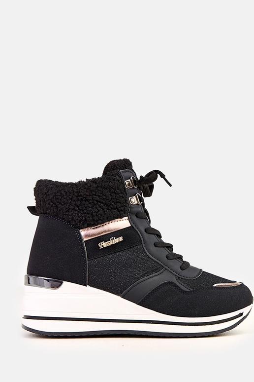 Baskets hautes noires et chaudes avec...