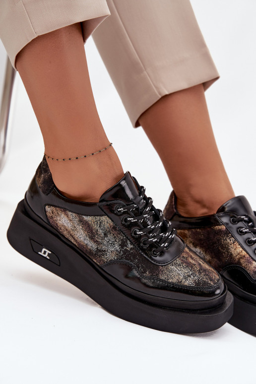 Haut Schnürschuhe Feminin mit einer Plattform Artiker 57C2042 SchZuarz und-goldene Farbe