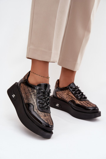 Haut Schnürschuhe Feminin mit einer Plattform Artiker 57C2044 schZuarze Farbe