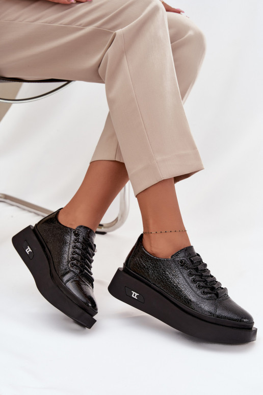 Bottines en cuir véritable laqué Féminin avec une plateforme Artiker 57C2041 couleur noire