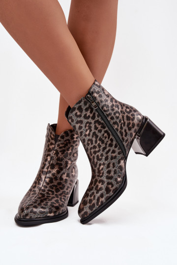 Leren dames enkellaarsjes Klocke, gevoerd met leopardenprint D&A CR52-622 zwarte en gouden kleur