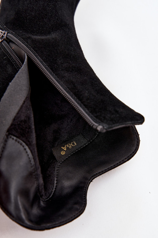 en daim Bottes pour femmes avec des ornements D&A CR52-686 couleur noire