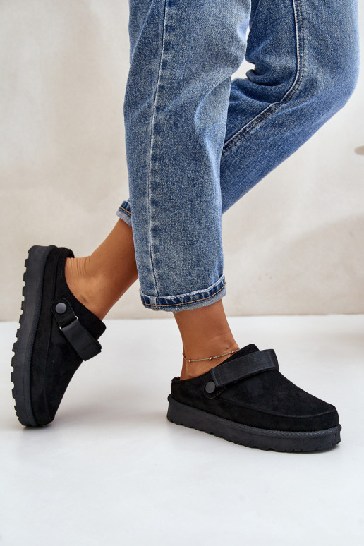 Féminin Chaussons réchauffer avec de la fourrure à l intérieur avec une plateforme couleur noire Azida