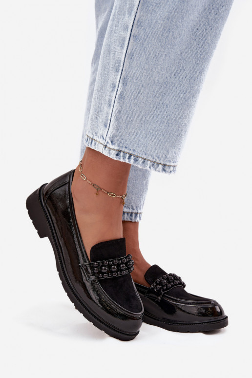 mocassins pour femmes avec effet vernis avec des perles S.Barski HY52-541 couleur noire