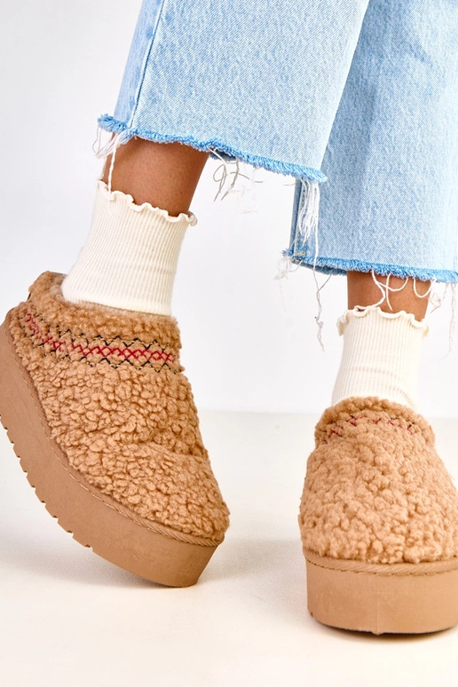 Dunkelbeige flache Schneestiefel mit...