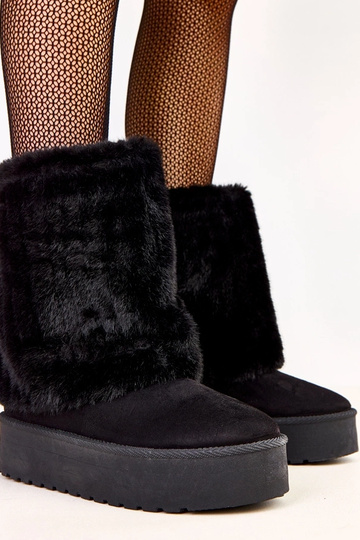 Zwarte sneeuwlaarzen op een plateau met faux fur schacht Leda