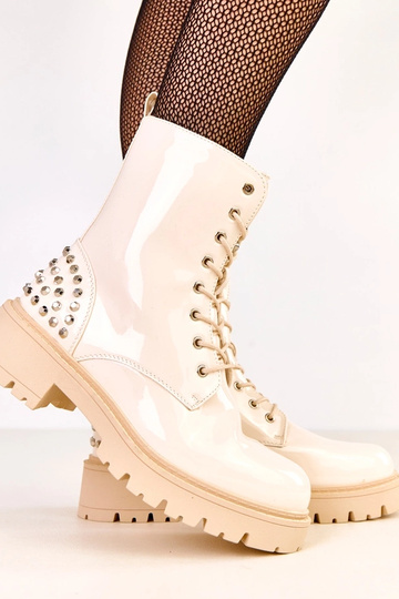 Sandfarbene lackierte Stiefel mit Glitzer Marsley