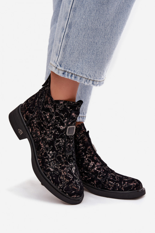 LaarzenOpturalnego van suèdeu Op een lage hak D&A CR52-713 in zInart en bruin