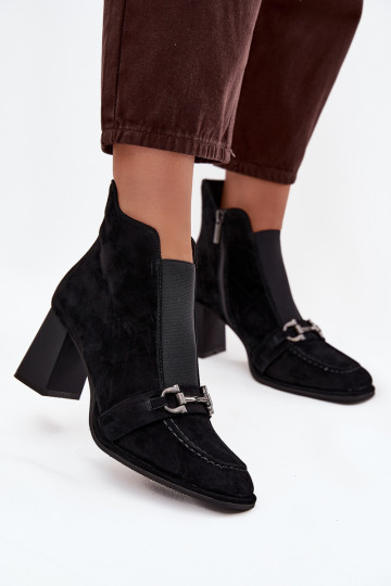 Bottines pour femmes en cuir naturel avec talons Artiker 57C0124 noires 2