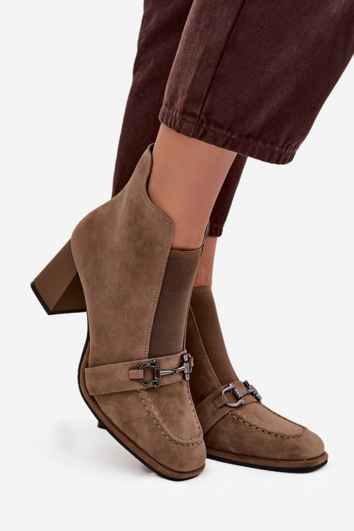 Bottes pour femmesActivéturalnego en daimu avec des talons Artiker 57C0222 beige