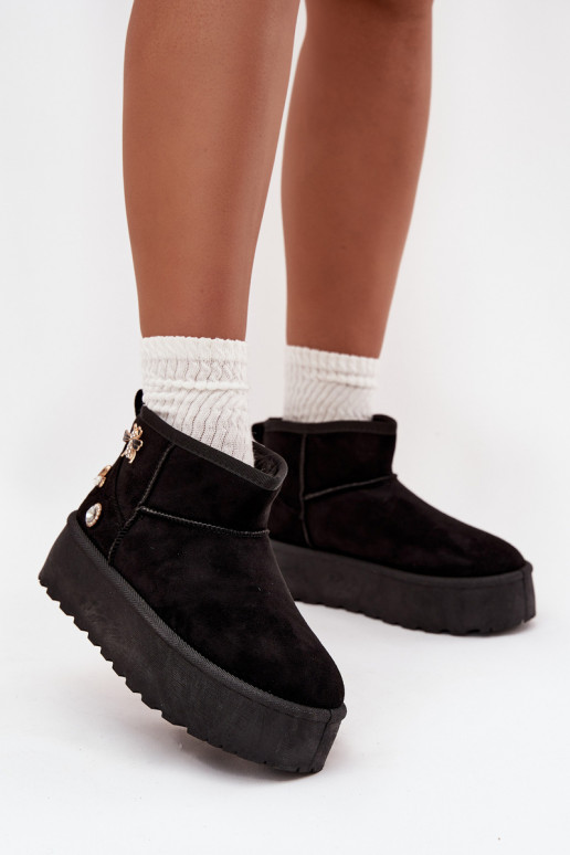 Bottes de neige Féminin avec une plateformePrzypinkami couleur noire Il fautelle