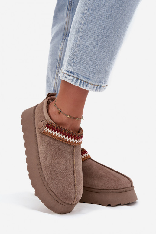 Schneestiefel für Damen, niedrig mit beweglichen Riemen und Stickerei, mit Plattform in sandfarben Lyrisse