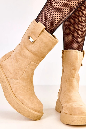 Bottines en suédine beige avec décorations dorées Mileda 2