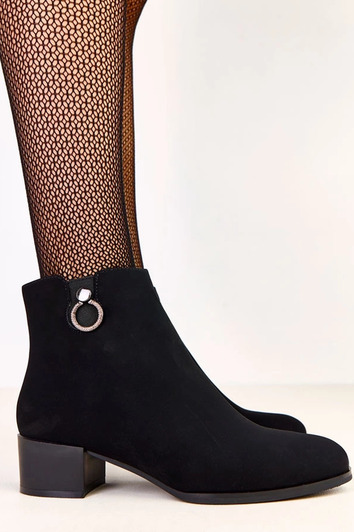 Schwarze Ankle Boots mit...