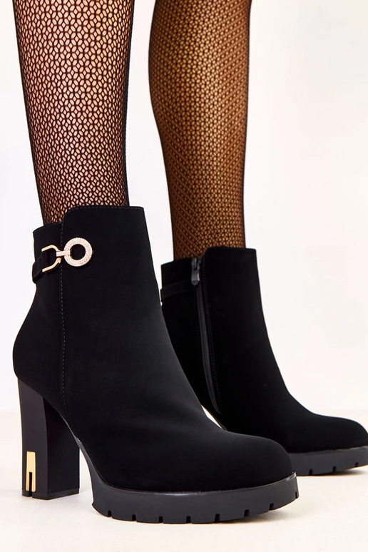 Schwarze elegante Ankle Boots mit...